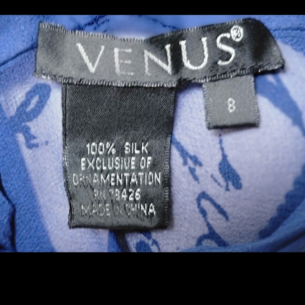 Vintage VENUS Keyhole Ruffle Top - Picture 10 of 10